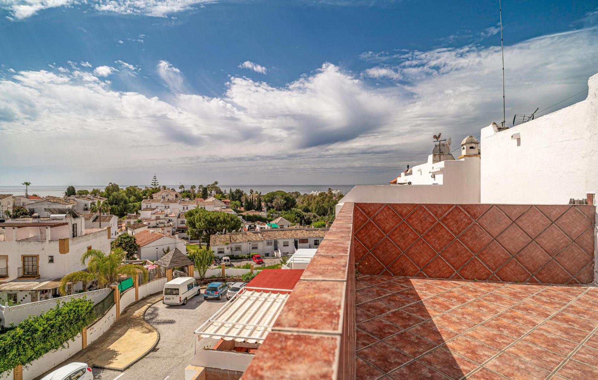 4 Bedroom Gorgeous In Marbella