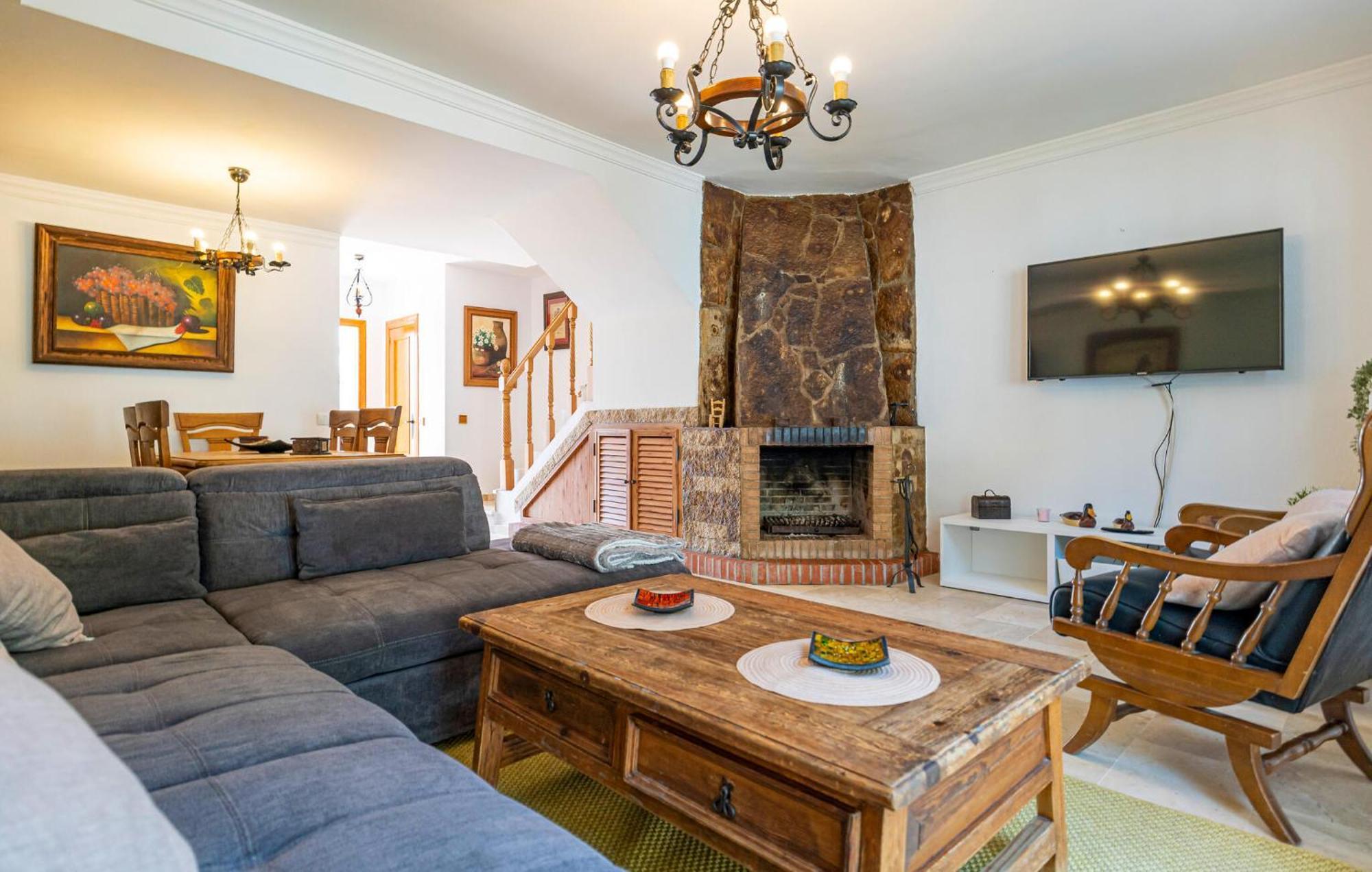 4 Bedroom Gorgeous In * Marbella